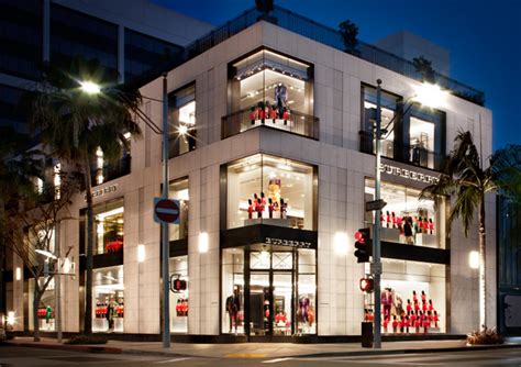 burberry store beverly hills